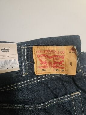 Levi's 501 Classic Fit Men's Jeans - Dark Blue